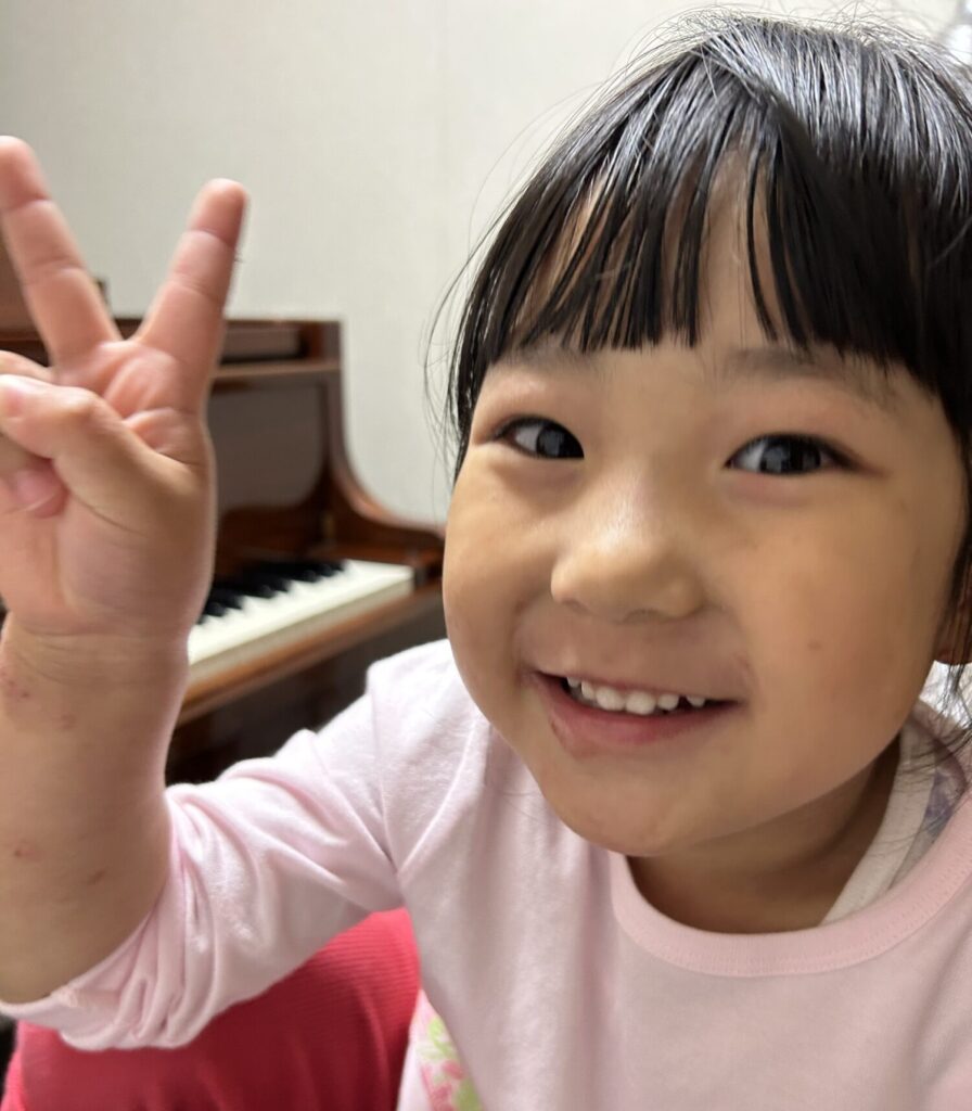 立川市 西国立 メープルミュージック ピアノ・リトミック・ボーカル♪2歳からの知育プレピアノ