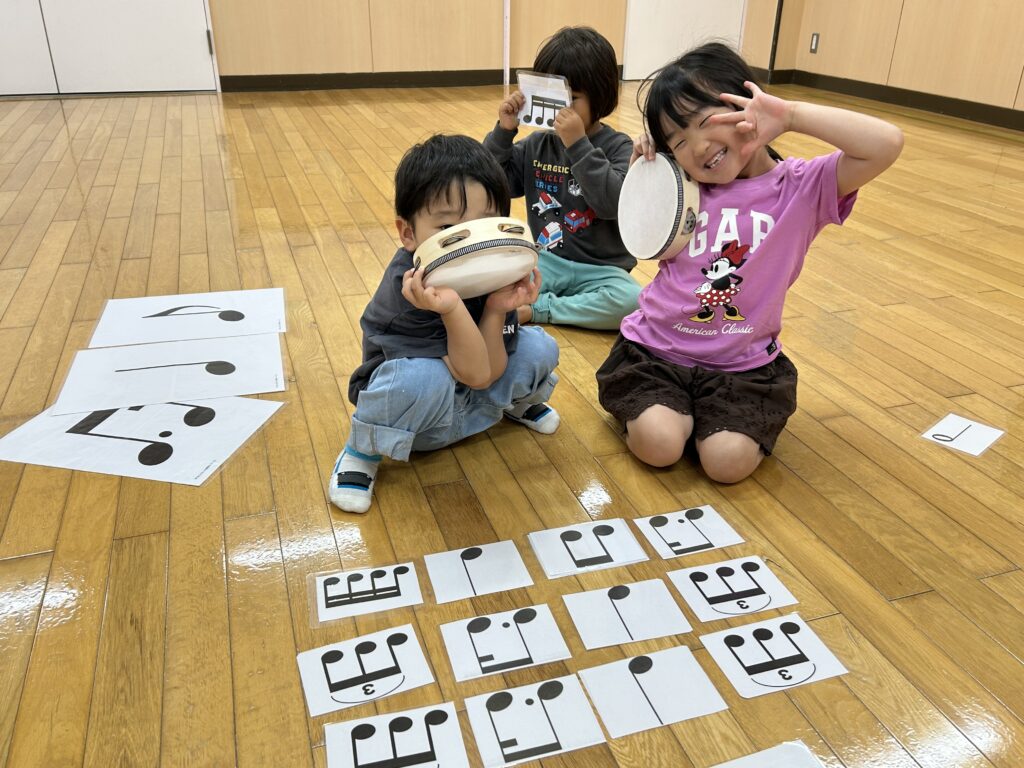 立川市 西国立 ピアノ・リトミック・知育・メープルミュージック 出張リトミックレッスン
